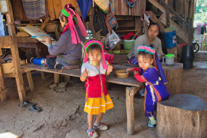 Huay Pu Keng, village Kayan